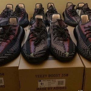 Yeezy 350 v2 yechiel